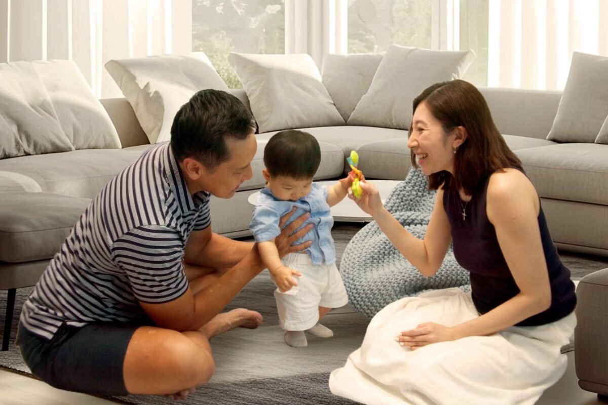 parents and child starting their early intervention program